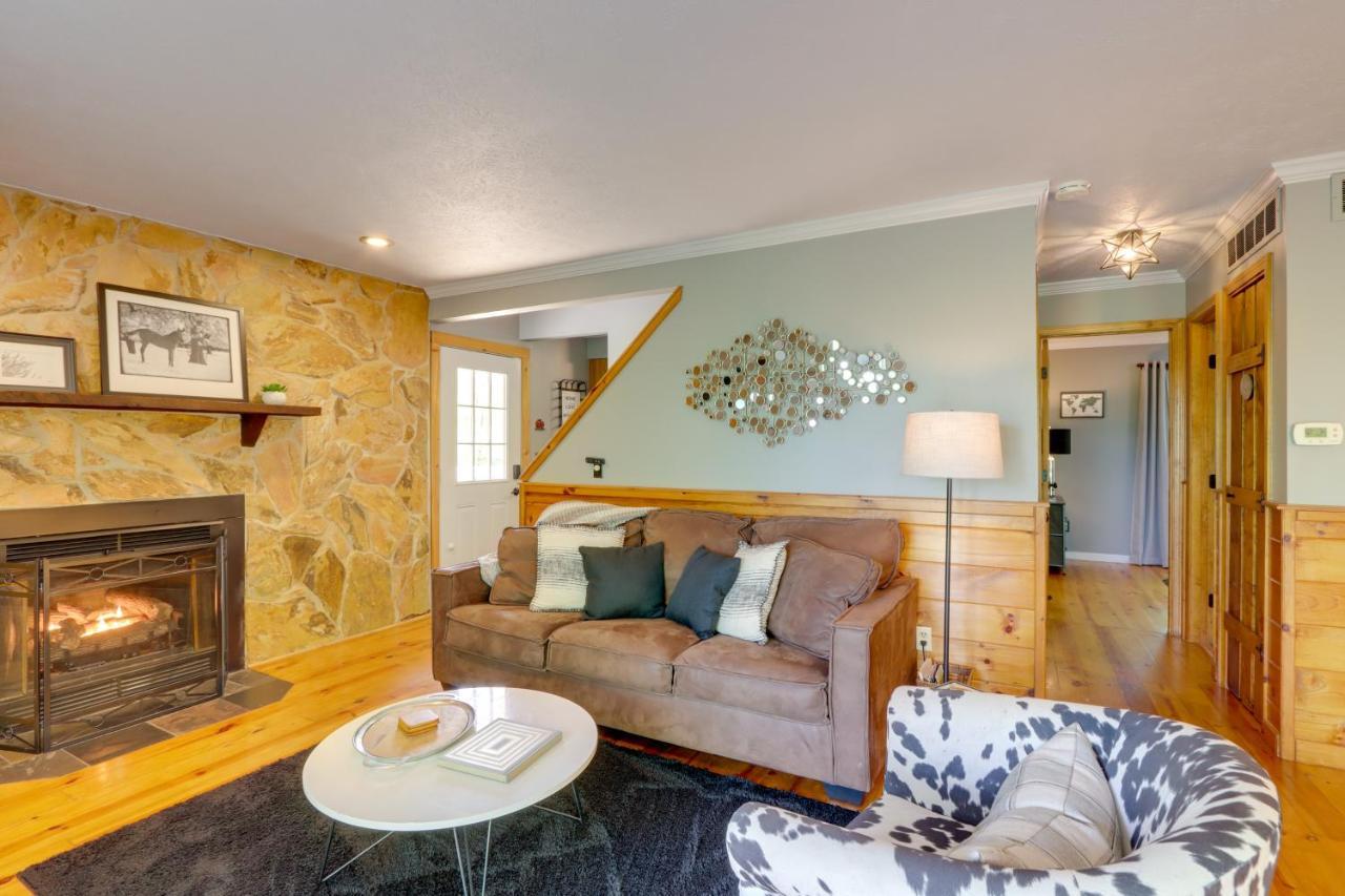 Blue Ridge Getaway With Hot Tub And Seasonal View! Villa Екстериор снимка
