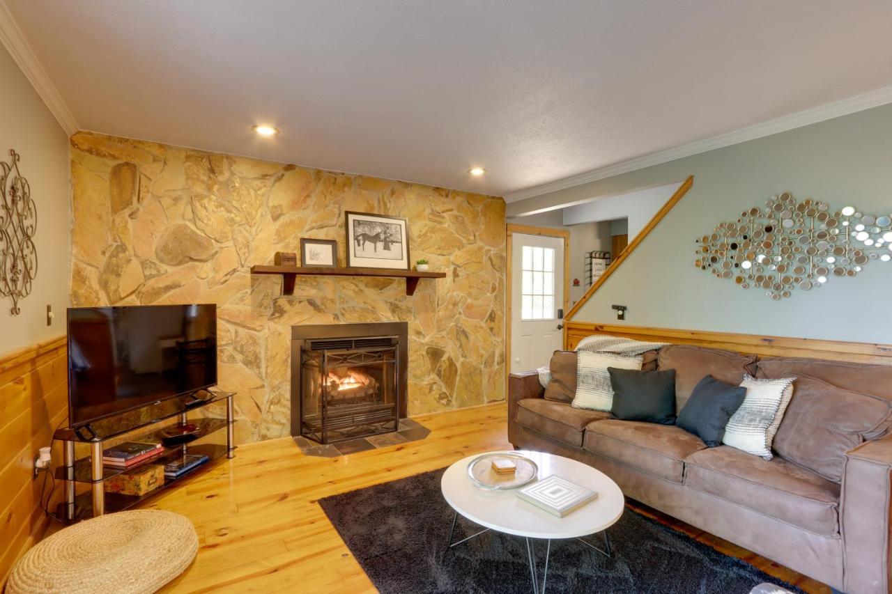 Blue Ridge Getaway With Hot Tub And Seasonal View! Villa Екстериор снимка