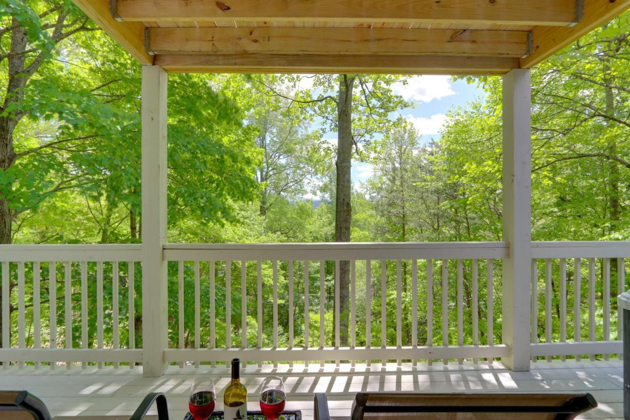 Blue Ridge Getaway With Hot Tub And Seasonal View! Villa Екстериор снимка