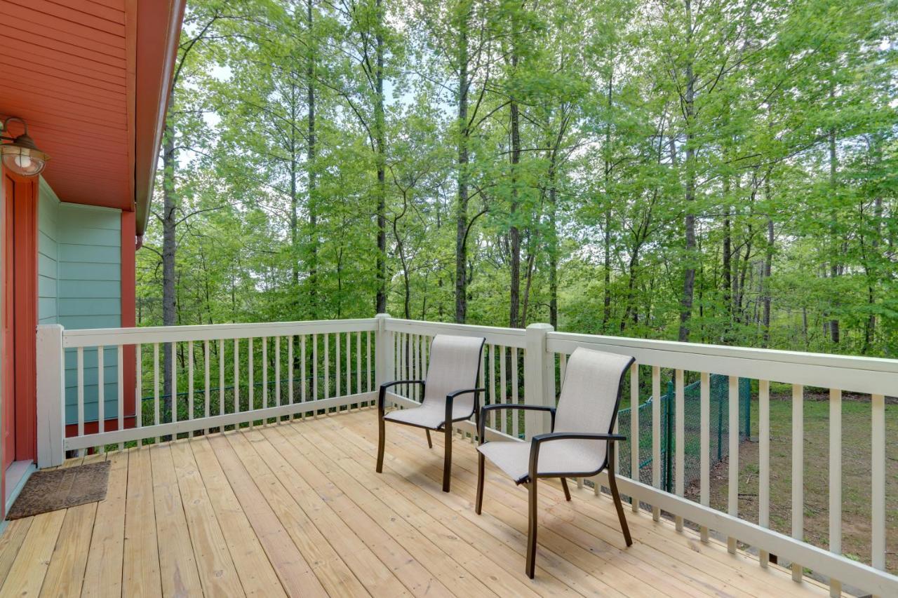 Blue Ridge Getaway With Hot Tub And Seasonal View! Villa Екстериор снимка