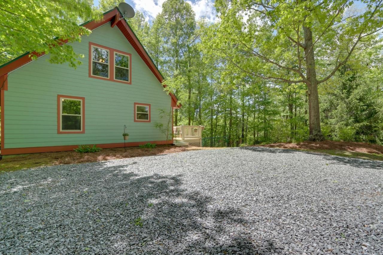 Blue Ridge Getaway With Hot Tub And Seasonal View! Villa Екстериор снимка